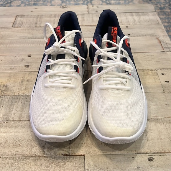 Under Armour Shoes - Picture 3 of 3